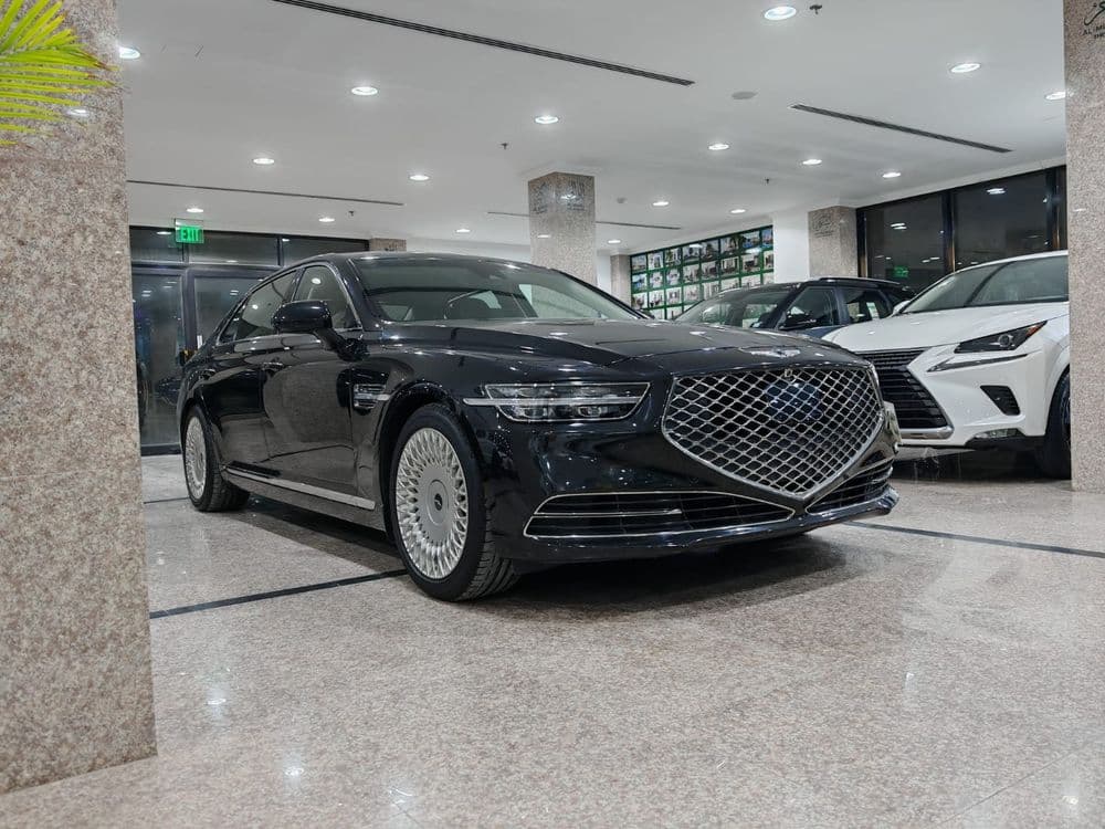 Used Genesis G90 5.0L V8 Royal 2020