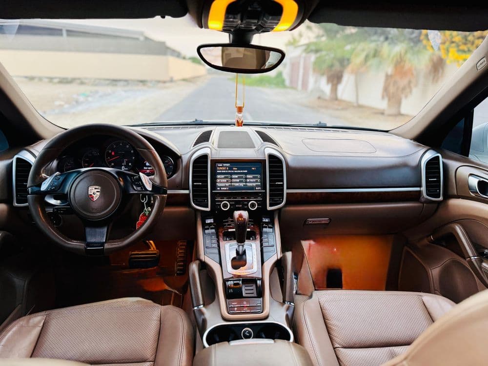 بورش كايين 3.0L Base 2011 مستعملة