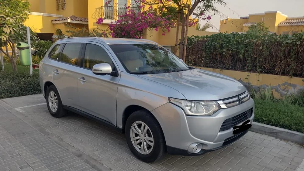 Used Mitsubishi Outlander 2.4L GLX 2015