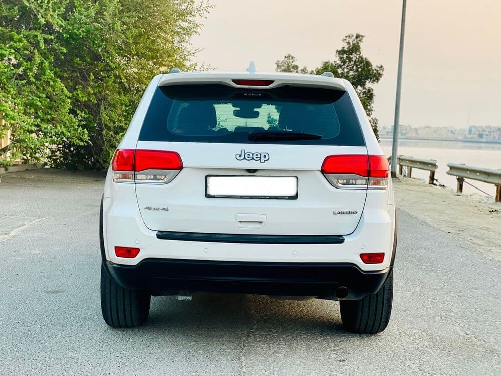 جيب جراند شيروكي 3.6L Laredo 2018 مستعملة