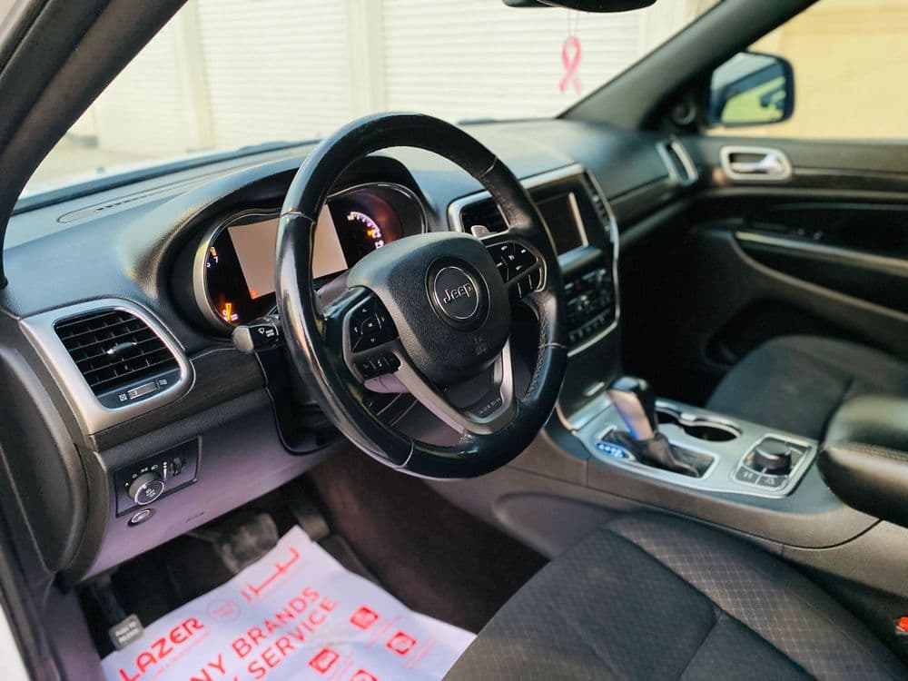 جيب جراند شيروكي 3.6L Laredo 2018 مستعملة