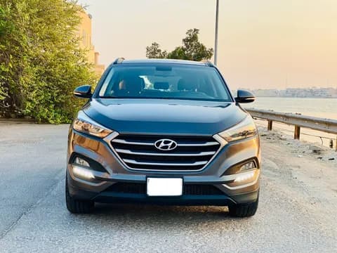Used Hyundai Tucson 2.0L Full Option (AWD) 2018 Used Hyundai Tucson 2.0L Full Option (AWD) 2018 used_cars.forSale