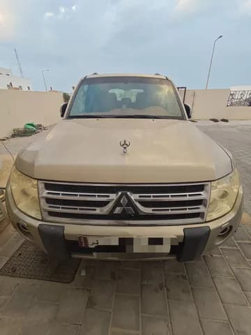 Used Mitsubishi Pajero 3.5L GLS 5 Door 2010 Used Mitsubishi Pajero 3.5L GLS 5 Door 2010 used_cars.forSale