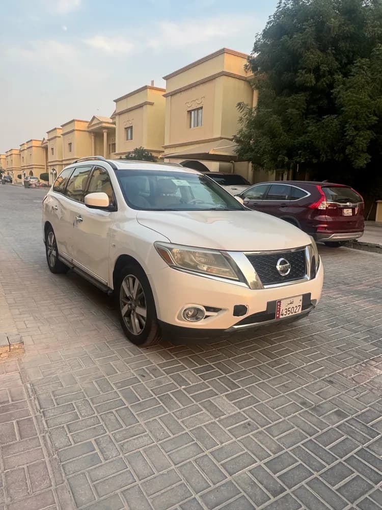 Used Nissan Pathfinder 3.5L SL 4WD 2013