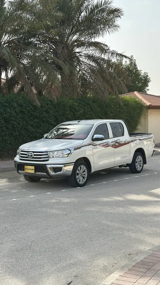 Used Toyota Hilux 2.7 Double Cab 4x2 A/T Base 2020