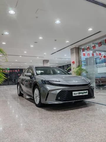 تويوتا كامري 2.5L LE (178 HP) 2025 جديدة
