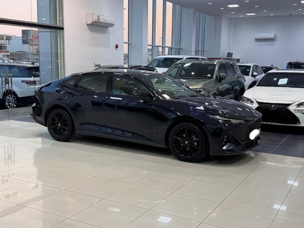 Used Changan UNI-V 2025