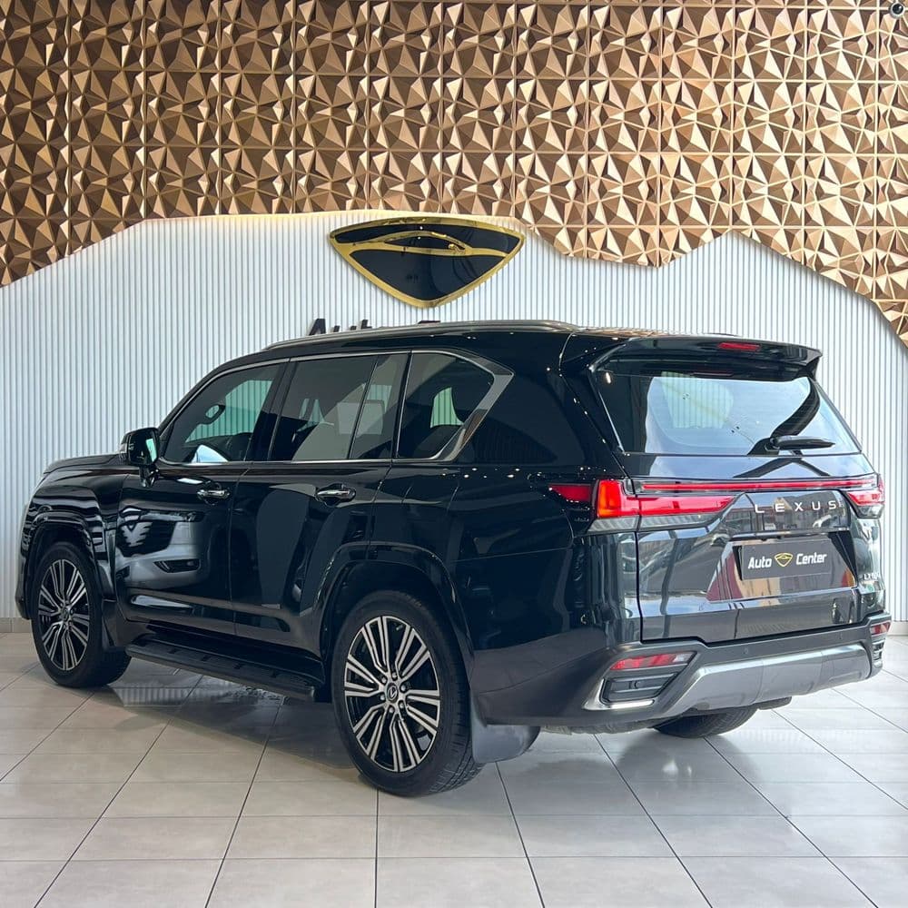 Used Lexus LX 600 Urban AWD 7-Seats 2022