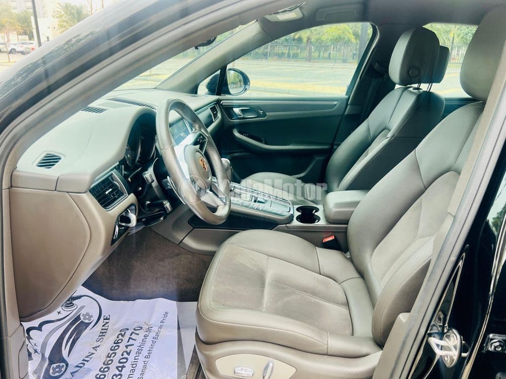 Used Porsche Macan 2.0T Base 2017