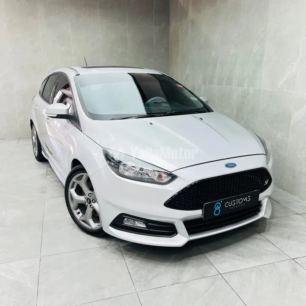 Used Ford Focus 2.0L ST 2018