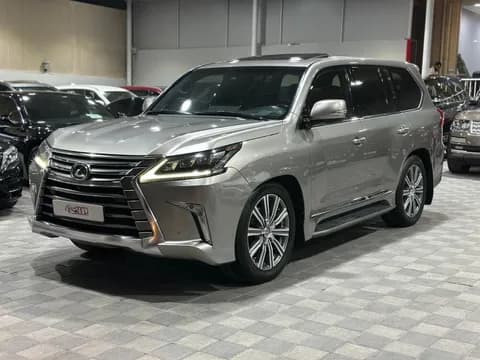 Used Lexus LX 570 5 door 5.7L 2016