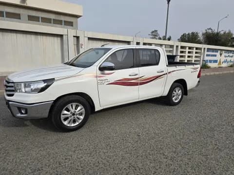 Used Toyota Hilux 2.5 Double Cab 4x4 M/T Top 2020 Used Toyota Hilux 2.5 Double Cab 4x4 M/T Top 2020 for sale
