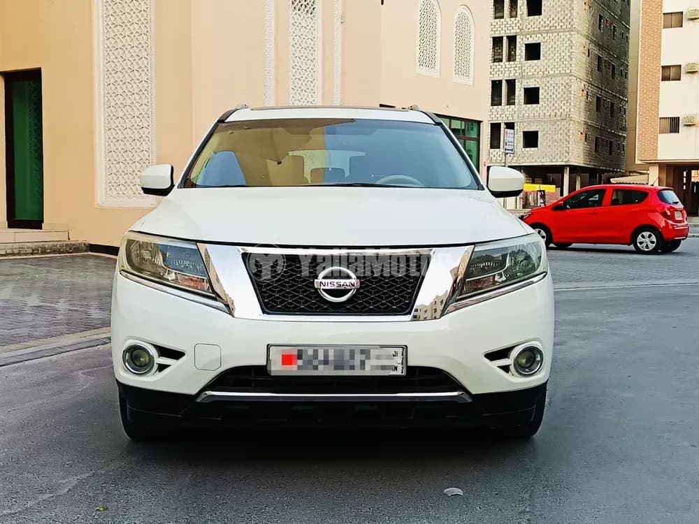 Used Nissan Pathfinder 3.5 SE 2014