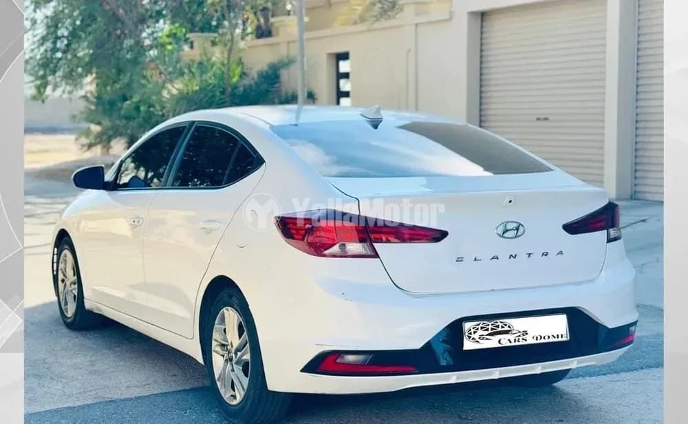 هيونداي إلانترا 1.8L Top 2020 مستعملة