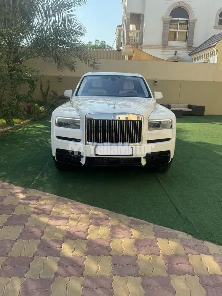 Used Rolls Royce Cullinan 6.75L Twin-Turbo (563 HP) 2024