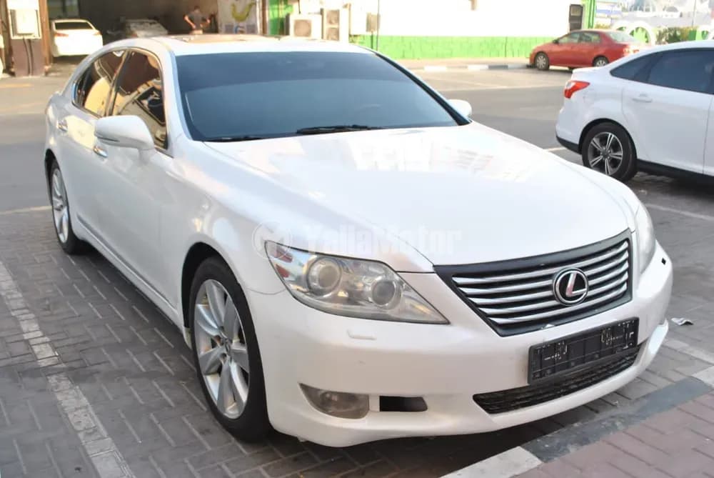 Used Lexus LS 460 4 door 4.6L SWB 2011