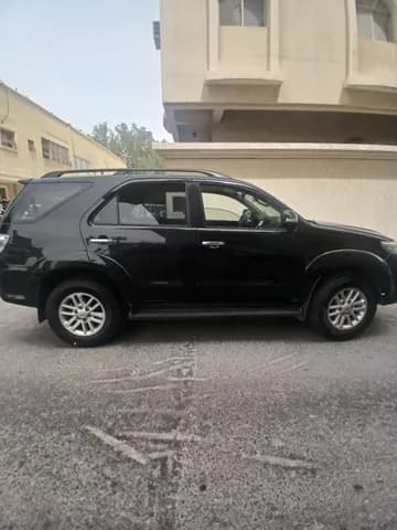 Used Toyota Fortuner 4.0L 2012 Used Toyota Fortuner 4.0L 2012 for sale