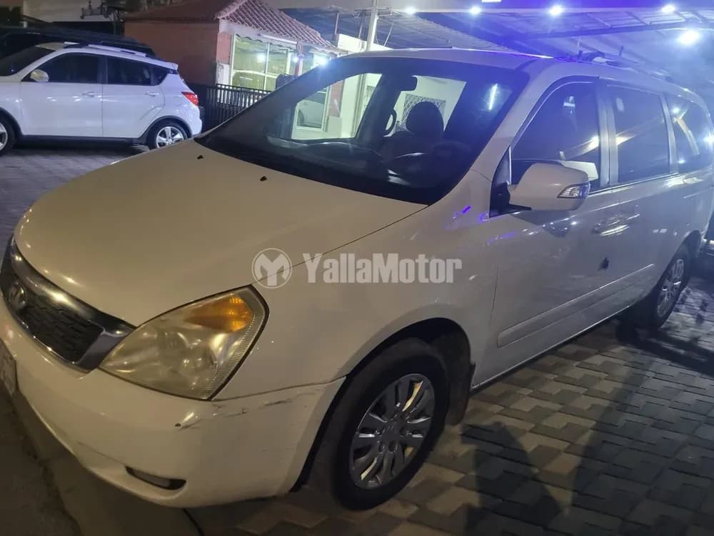 Used Kia Carnival 2013