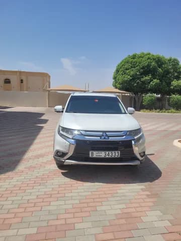 Used Mitsubishi Outlander 2.4L GLX Full Option (7-Seater) 2019 Used Mitsubishi Outlander 2.4L GLX Full Option (7-Seater) 2019 for sale