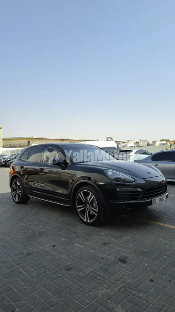 Used Porsche Cayenne S 2012