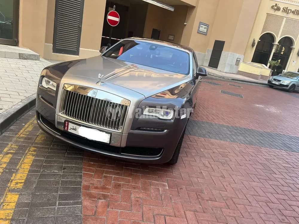 مستعملة رولز رويس غوست 6.6L Black Badge 2015