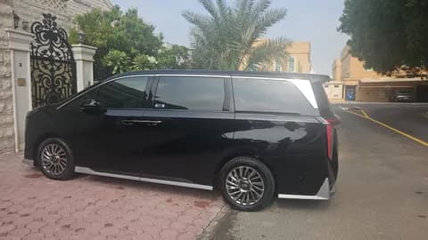 جي أي سي M8 2.0T GT 2024 مستعملة جي أي سي M8 2.0T GT 2024 مستعملة للبيع