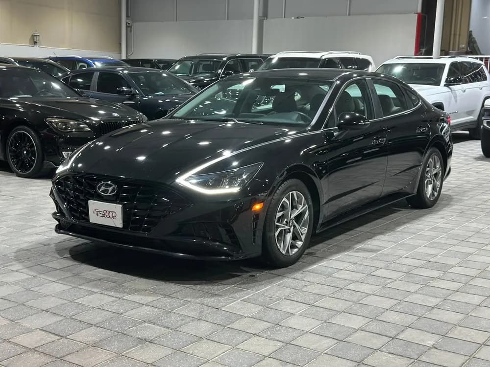 هيونداي سوناتا 2.5L Mid 2021 مستعملة
