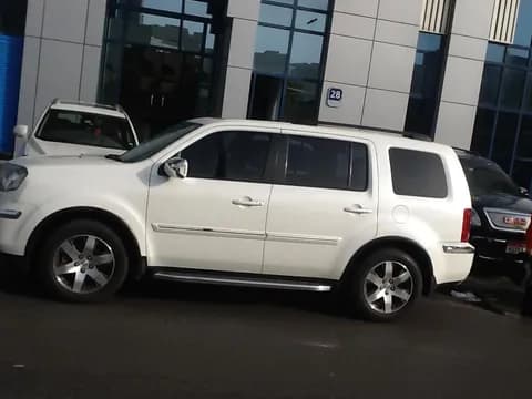 هوندا بايلوت 3.5 Touring AWD 2013 مستعملة هوندا بايلوت 3.5 Touring AWD 2013 مستعملة used_cars.forSale