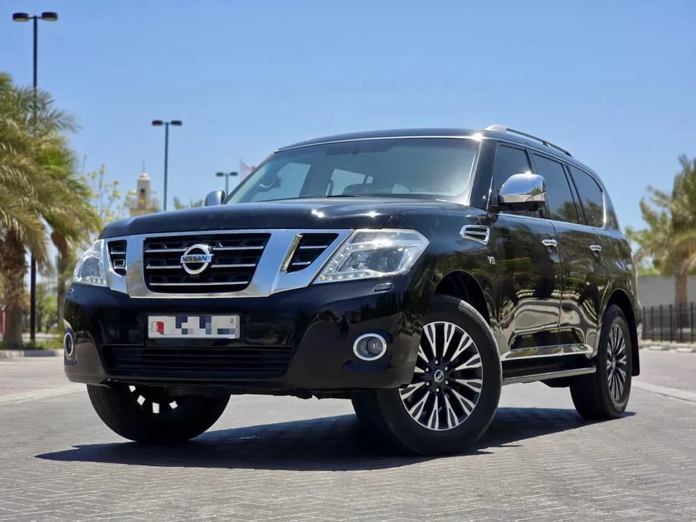 نيسان باترول 5.6L LE Platinum 2016 مستعملة