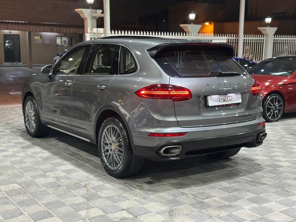 Used Porsche Cayenne Base 2016