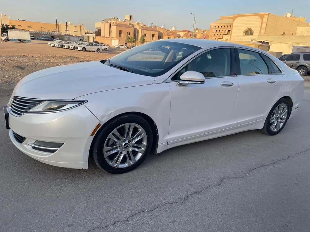 Used Lincoln MKZ 3.7 FWD 2013