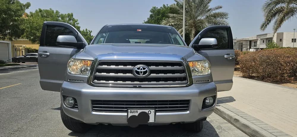 Used Toyota Sequoia 5.7L SR5 4x4 2012