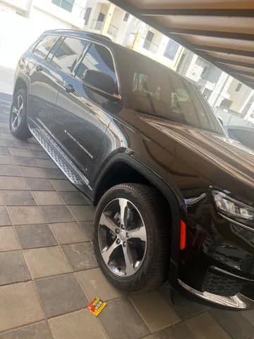 جيب جراند شيروكي Limited 3.6L Plus 2024 مستعملة جيب جراند شيروكي Limited 3.6L Plus 2024 مستعملة used_cars.forSale
