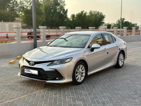 Used Toyota Camry 2.5L GLE (178 HP) 2021