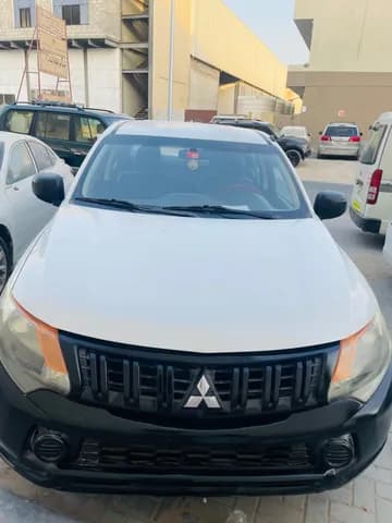 Used Mitsubishi L200 2.4L Double Cab GL (2WD) 2016 Used Mitsubishi L200 2.4L Double Cab GL (2WD) 2016 for sale