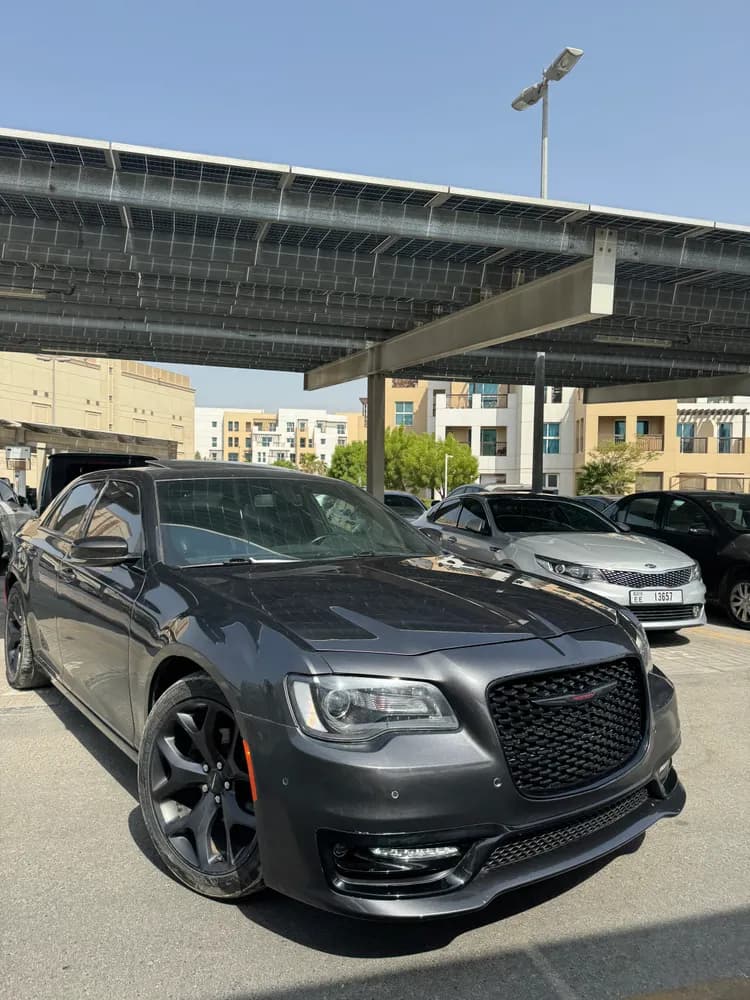 Used Chrysler 300C 3.6L V6 Luxury 2021