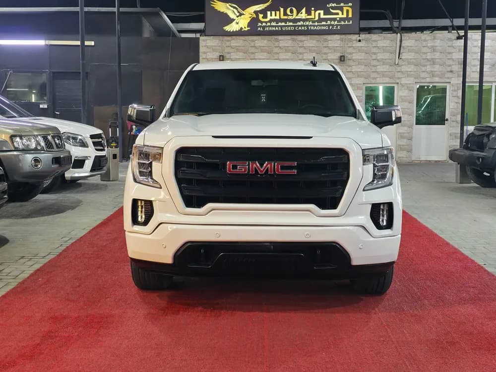 جي إم سي سييرا 5.3L V8 Elevation Regular Cab AWD 2020 مستعملة