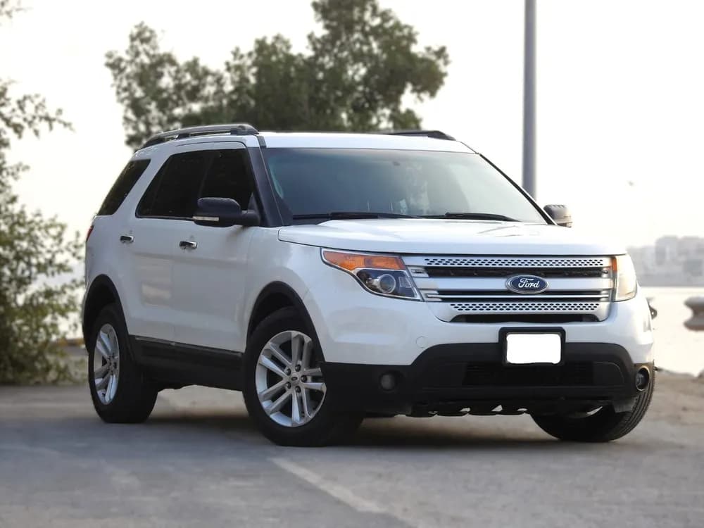 Used Ford Explorer 3.5LV6 XLT 2015 Used Ford Explorer 3.5LV6 XLT 2015 used_cars.forSale