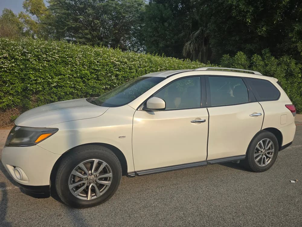 Used Nissan Pathfinder 3.5 SE 2014 Used Nissan Pathfinder 3.5 SE 2014 used_cars.forSale