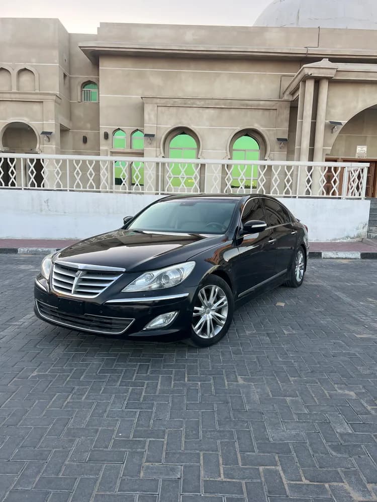 Used Hyundai Genesis 3.8 Top 2013