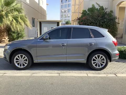 أودي كيو5 2.0L (225 HP) 2016 مستعملة أودي كيو5 2.0L (225 HP) 2016 مستعملة used_cars.forSale