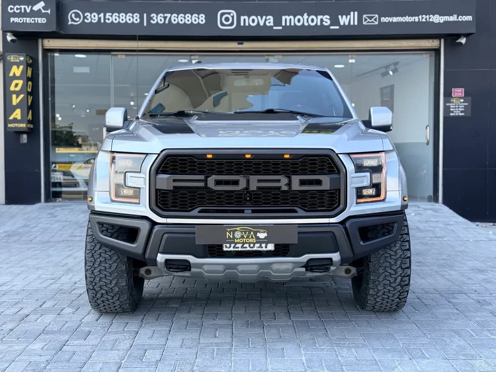 Used Ford F-150 Raptor 3.5L EcoBoost Crew Cab (Luxury Range) 2018 Used Ford F-150 Raptor 3.5L EcoBoost Crew Cab (Luxury Range) 2018 used_cars.forSale