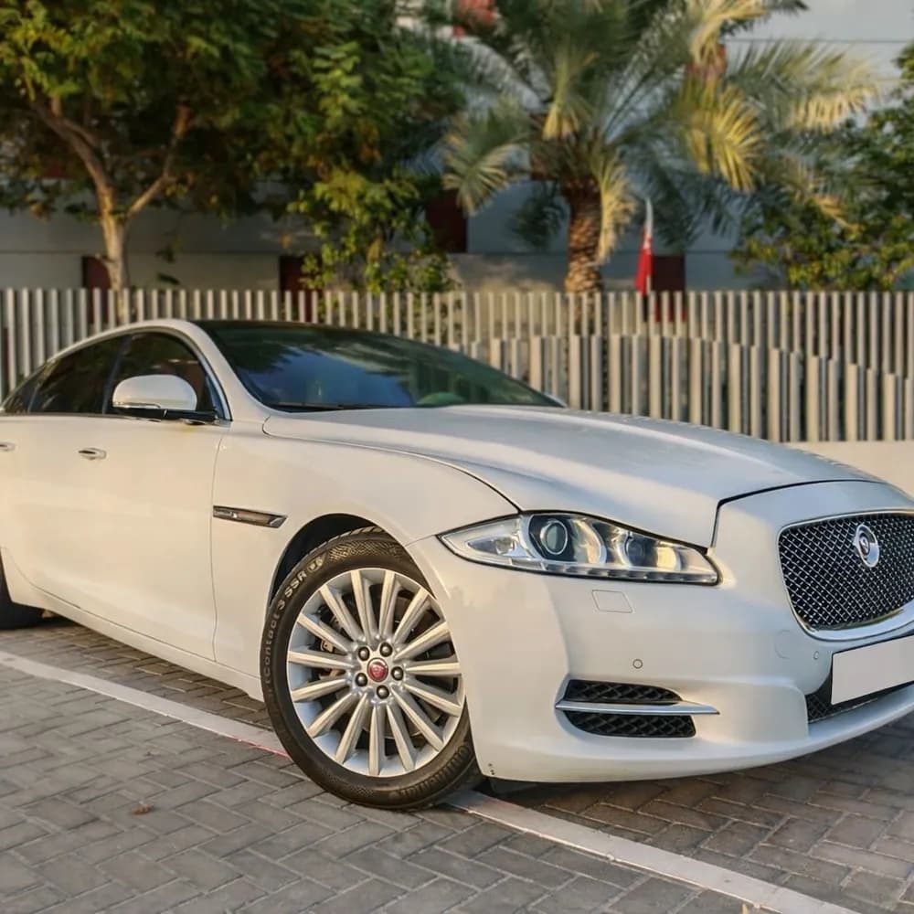 Used Jaguar XJ i4Turbo Luxury 2015 للبيع Used Jaguar XJ i4Turbo Luxury 2015 للبيع used_cars.forSale
