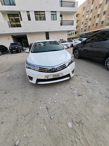 تويوتا كورولا 2.0 L SE 2014 مستعملة تويوتا كورولا 2.0 L SE 2014 مستعملة للبيع