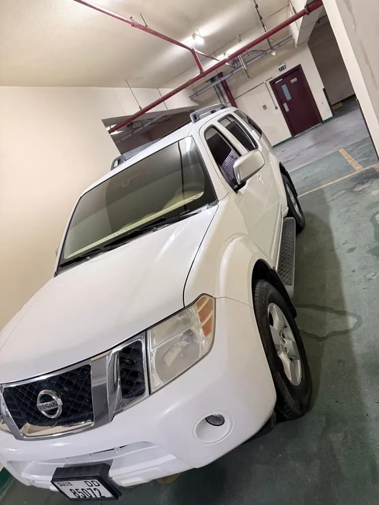 Used Nissan Pathfinder 3.5 SE 2009
