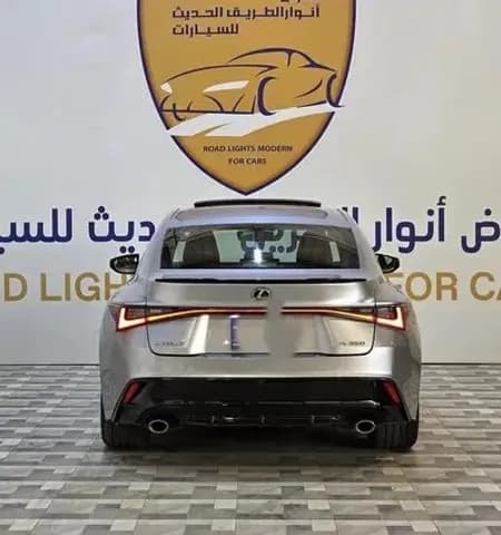 لكزس IS 350 RWD 2021 مستعملة لكزس IS 350 RWD 2021 مستعملة للبيع