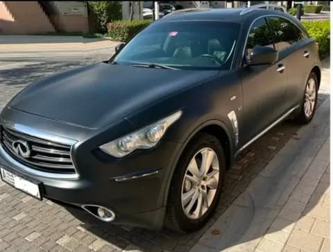 انفينيتي كيو اكس70 3.7L لكشاري 2014 مستعملة انفينيتي كيو اكس70 3.7L لكشاري 2014 مستعملة للبيع