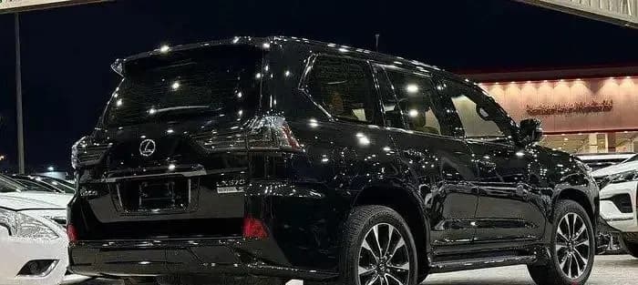 Used Lexus LX 570 5 door 5.7L 2021