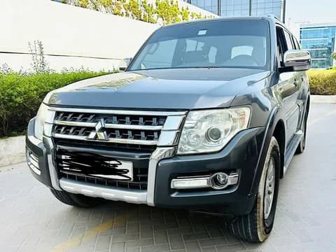ميتسوبيشي باجيرو GLS V6 2015 مستعملة ميتسوبيشي باجيرو GLS V6 2015 مستعملة للبيع