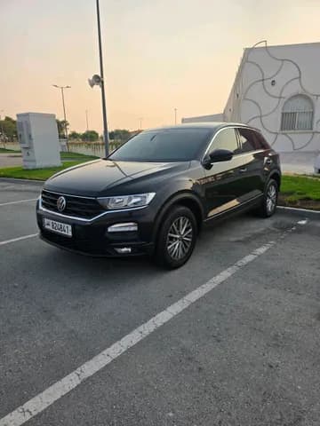 فولكس فاجن t-roc 1-4l-tsi-life 2021 مستعملة فولكس فاجن t-roc 1-4l-tsi-life 2021 مستعملة للبيع